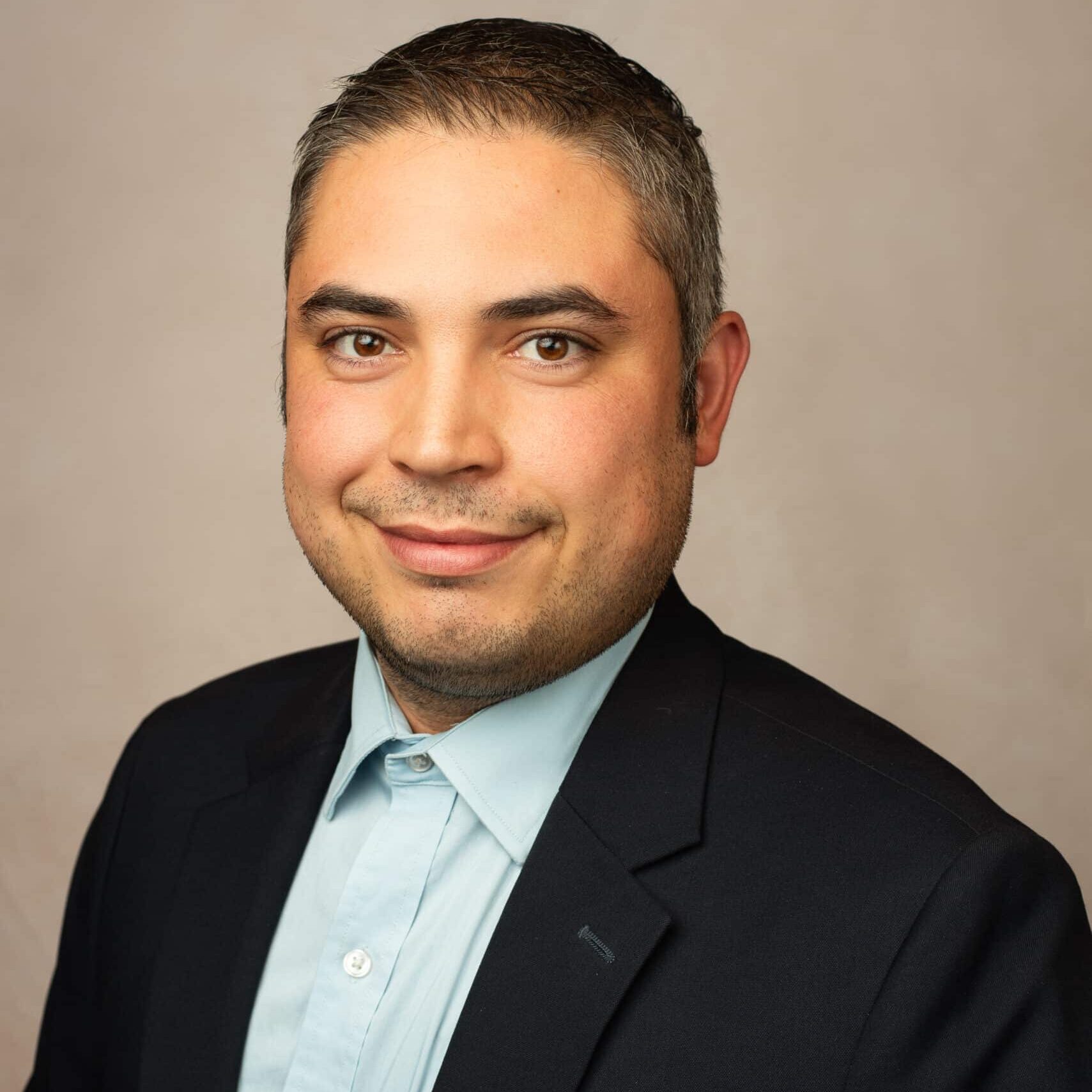 V. Alvarez 2
